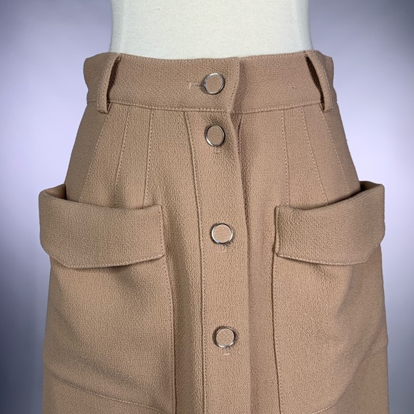 Crepe wool front button up mini skirt - Picture 2 of 6